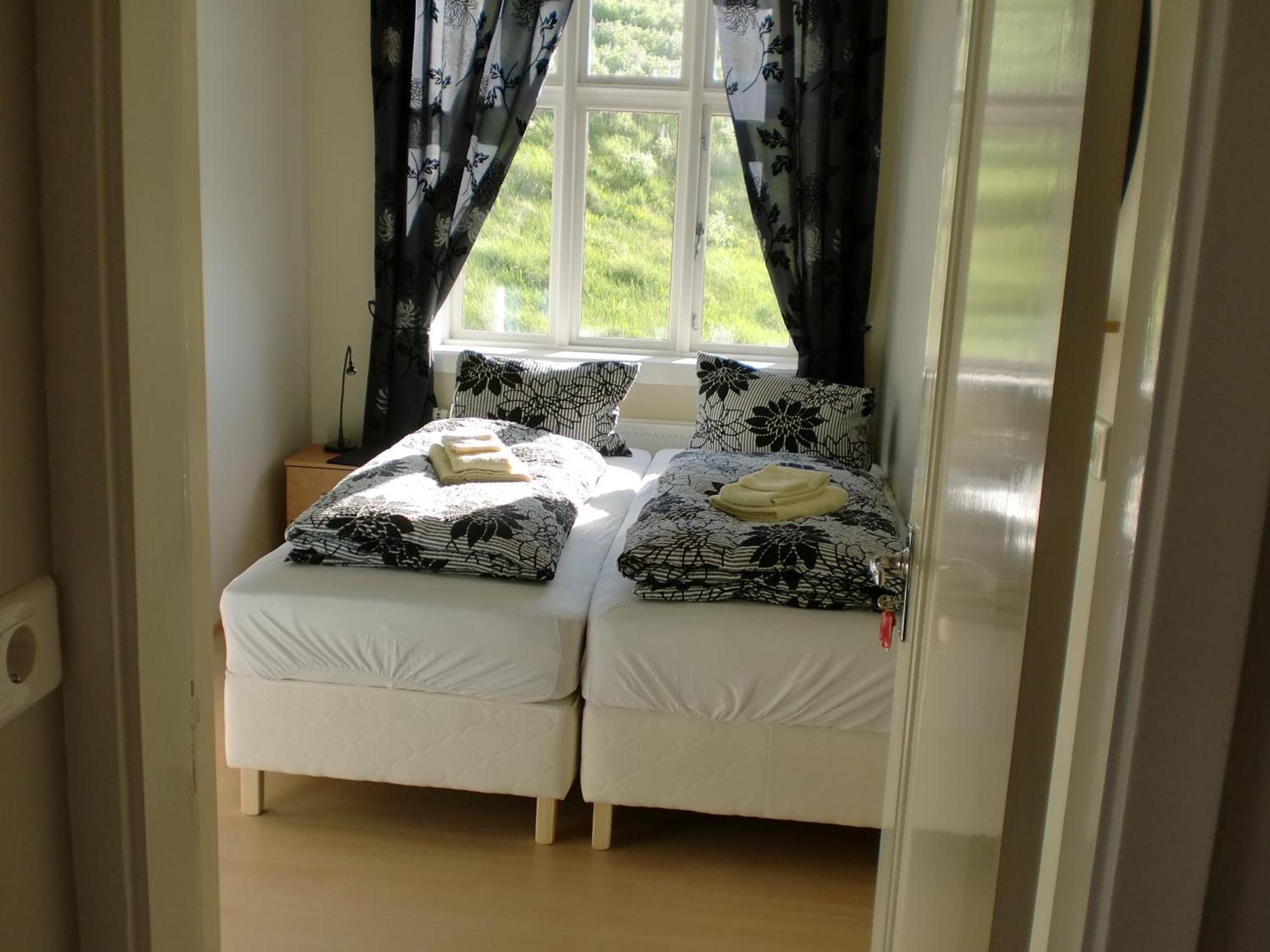 Guesthouse Tilraun بلونديوس الغرفة الصورة