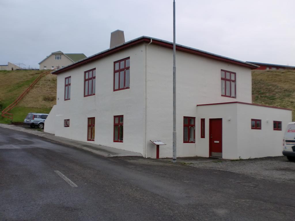 Guesthouse Tilraun بلونديوس المظهر الخارجي الصورة
