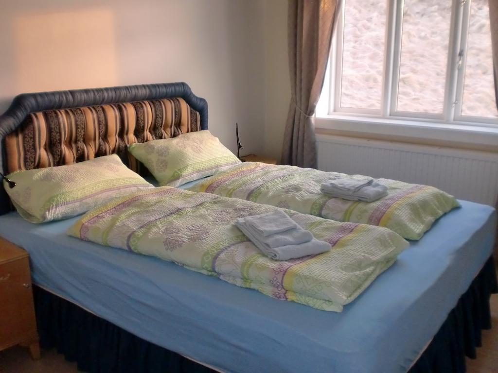 Guesthouse Tilraun بلونديوس الغرفة الصورة